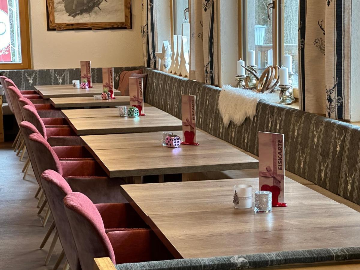 Hotel Hubertushof - Ihr Hotel Mit Herz Leutasch Extérieur photo
